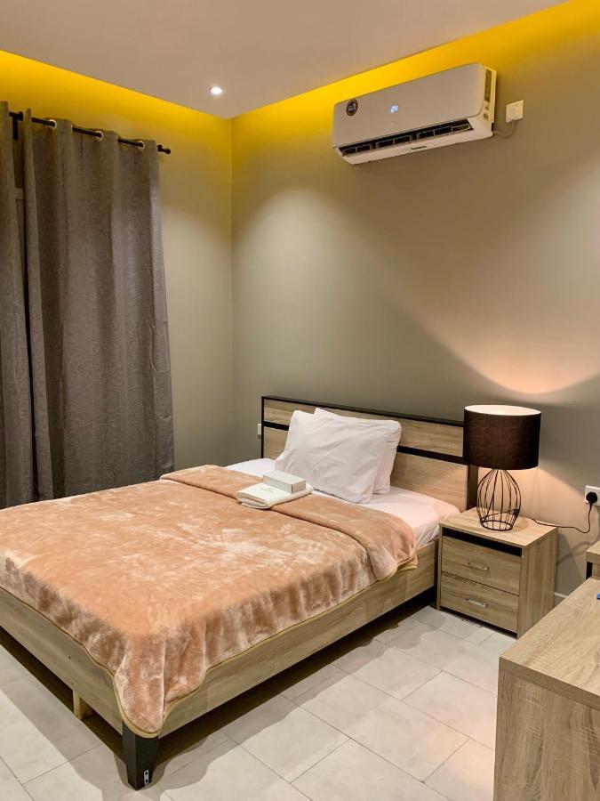 Al Rawdha Hotel Apartments ชาร์จาห์ ภายนอก รูปภาพ