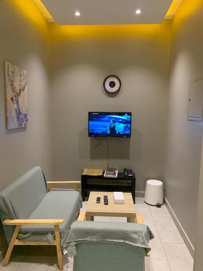 Al Rawdha Hotel Apartments ชาร์จาห์ ภายนอก รูปภาพ